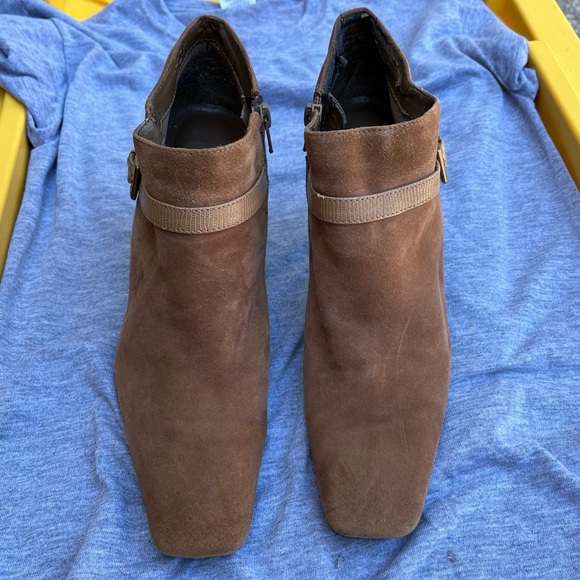 Bandolino Tan/Brown Suede Ankle Booties w/ Leather Buckle Strap & Square Toe - Picture 3 of 6